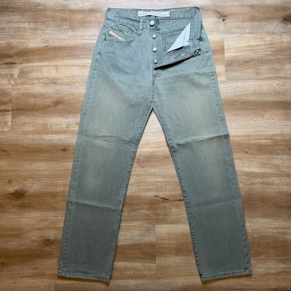 Vintage Diesel Jeans Men 28x30 Green Straight Leg Made in Italy Sage Denim Y2K